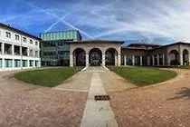 巴托罗米亚公寓酒店 酒店