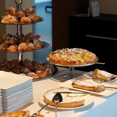 酒店 巴托罗米亚公寓酒店 巴托洛梅阿镇