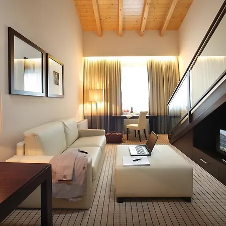 Hotel & Bartolomea