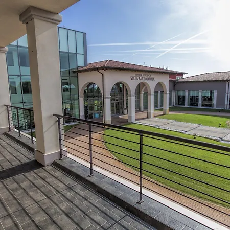 Hotel & Bartolomea 4*