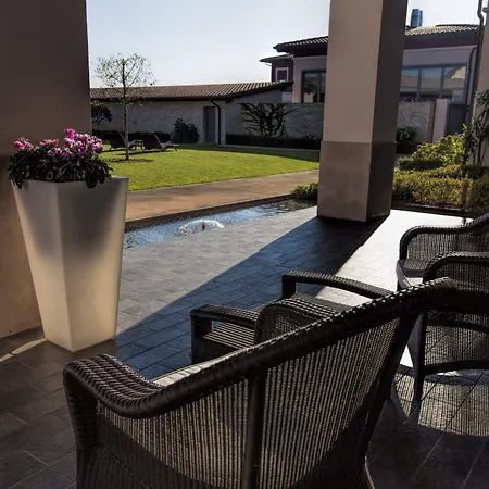 Hotel & Bartolomea 4*