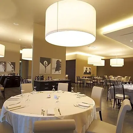 Hotel & Bartolomea
