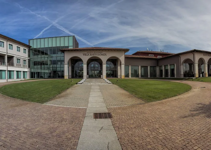 Szálloda & Bartolomea 4*