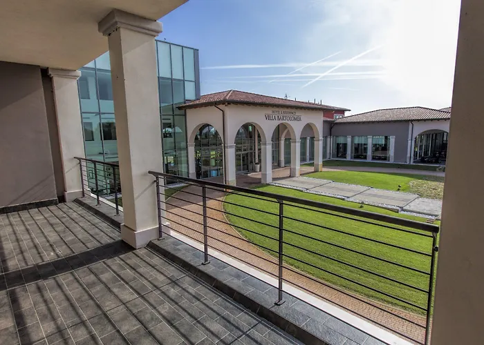 Szálloda & Bartolomea 4*