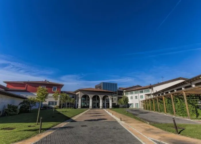 & Bartolomea Szálloda 4*