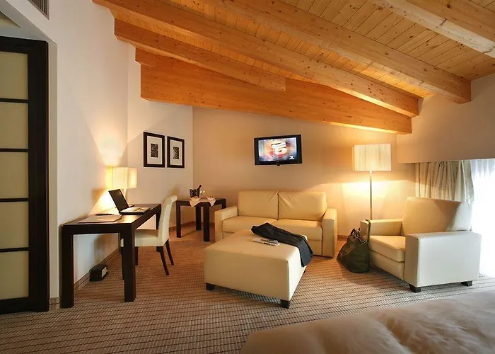 Szálloda & Bartolomea 4*