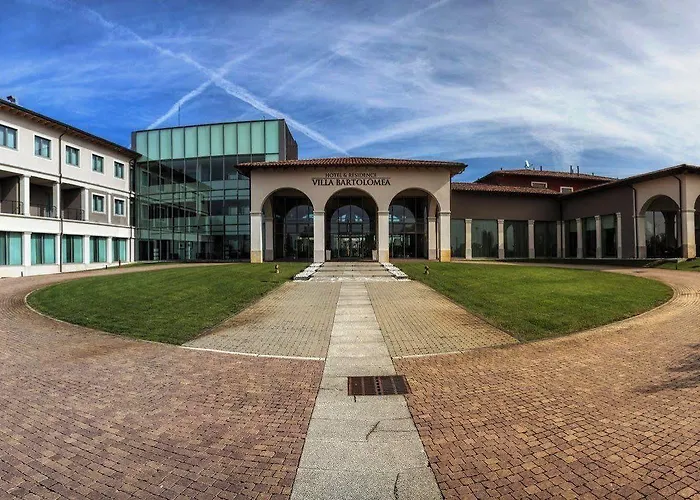 Szálloda & Bartolomea 4*